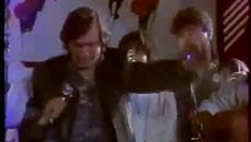 Михаил Белчев, Георги Климов и Асен Масларски (1989) - Живеем си като на карнавал - Videoclip.bg