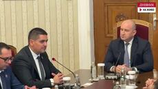 Радостин Василев иска избори през април и се притеснява от промени в Изборния кодекс - Videoclip.bg