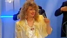 Suzana Jovanovic (1992) - Maramce svileno - Videoclip.bg