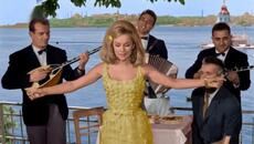 Aliki Vougiouklaki (1963) - I love you (Heartbeats at the desk) - Videoclip.bg