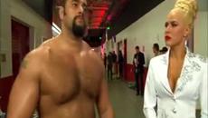 Александър Русев се съгласява Lana да го придружи до ринга за мача ( vs ) Wwe Кечмания Wrestlemania 31 (30.03.2015) - Videoclip.