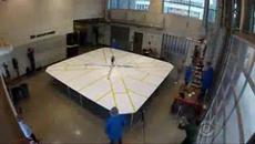Космически платноход се готви за плаване (ВИДЕО) Solar-powered satellite to set sail for space - Mylar sail - Videoclip.bg