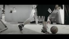 2015/ Πέγκυ Ζήνα - Με Την Πλάτη Στον Τοίχο _ Music Video - Videoclip.bg