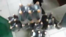 Руснаци си купуват бира - вижте как платиха ! - Videoclip.bg