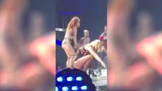 Само велика звезда може това !!! Бритни Спиърс падна на сцената навехна глезена си но продължи шоуто - Videoclip.bg