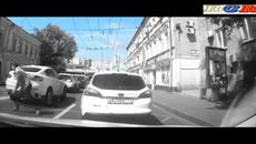 Бъдете отзивчиви на пътя! - Videoclip.bg