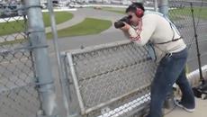 Не е лесно да си фотограф на Nascar състезание - Videoclip.bg