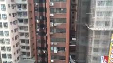 Когато мъжа й се прибере по-рано от очакваното - Videoclip.bg