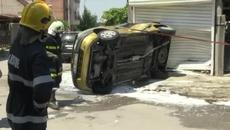 Автомобил се преобърна по таван в центъра на Русе - Videoclip.bg
