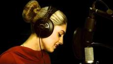 Zaria/Zlatka Kantardzhieva-I love u for sentimental reasons/Tenderly - Videoclip.bg
