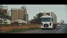 Нова технология на Samsung за безопасно изпреварване на камиони - Videoclip.bg