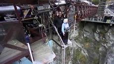 91-годишна жена от Нова Зеландия скочи с бънджи от мост за световен рекорд - Videoclip.bg