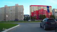 Велосипедист наобратно в кръговото - Videoclip.bg