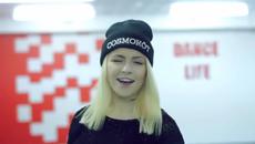 Животът е танцуване! Красивата рускиня Nastya T в Twerk танц - Videoclip.bg