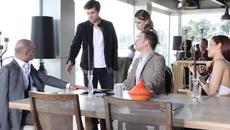 Кварталът На Богатите -32 Епизод Medcezir | Сезон 1 - Videoclip.bg