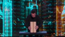 Фантастичен фокусник в America’s Got Talent 2015 - Videoclip.bg