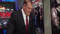 Seth Rollins vs Kane ( Класика от Маскирания Кейн ) - Wwe Raw 12102015 - Videoclip.bg