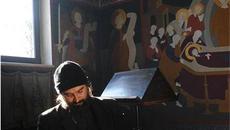 Добрите дела- Свещеник хвърли расото, за да помага при наводнение - Videoclip.bg