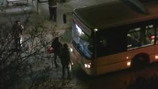 Бой между шофьори на спирка в Пловдив - Videoclip.bg