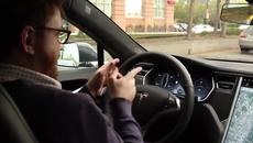 Роботизацията започна! Автопилот измества нуждата от шофьор с книжка! - Videoclip.bg