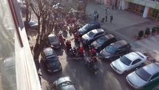 Дядо Коледа се преоблече като рокер в Пловдив - Дадо Коледовци рокери - Videoclip.bg
