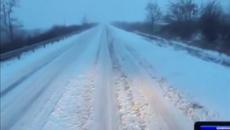 Ядосан шофьор публикува видео как се чистят пътищата в България - Videoclip.bg