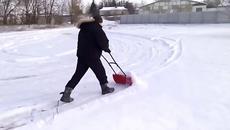 Вижте Супер лопата за чистене на Сняг (ВИДЕО) - Videoclip.bg