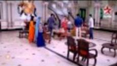 Светлината на моя живот (28.12.2014) Sooraj ще преосмисли ли решението си? (Diya Aur Baati Hum) : Ep 927 -  епизод 927 - Videocl