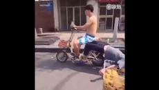 Много смях с транспорт по китайски (ВИДЕО) - Videoclip.bg