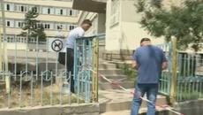 Ужас и екшън в училище! Десетокласник прободе с нож свой съученик в междучасие - Videoclip.bg