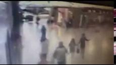 Istanbul Airport Attacker Shot, Detonates Explosive Belt - Videoclip.bg