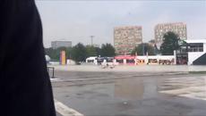 На идиотите винаги им е весело ! - Videoclip.bg