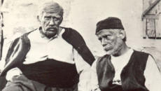 Зрелостниците с изпит по Гераците на Елин Пелин - Videoclip.bg