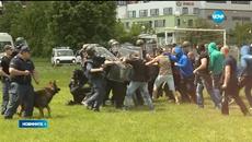 Полицията демонстрира как се справя при масови безредици - Videoclip.bg