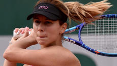 Страхотна Пиронкова с исторически 1/8-финал в Париж (ВИДЕО) - Videoclip.bg