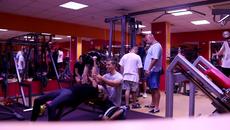 Шега във фитнеса! - Videoclip.bg