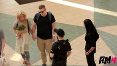 Секси охранителка - Videoclip.bg