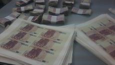 Фалшиво евро скрити на дъното на язовир-12 милиона фалшиви евро откриха спецполицаи в язовир до Първомай - Videoclip.bg
