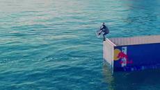 Водни трикове - Videoclip.bg