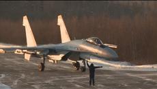 Прибытие в Карелию звена новейших истребителей Су-35 - Videoclip.bg