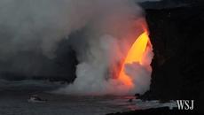 Драматични кадри на вулкана Килауеа / Lava Pours Steadily From Hawaii's Kilauea Volcano - Videoclip.bg