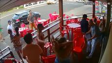 Жена спретна як кютек с любовницата на мъжа си - Videoclip.bg