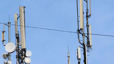 Облъчват ли ни антените на мобилни оператори - Videoclip.bg