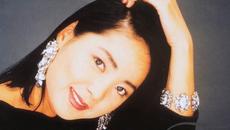 Поп певицата Тереза ​​Тенг (Teresa Teng) Teresa Teng’s 65th Birthday Google Doodle - Videoclip.bg