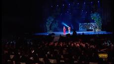 Райна & Магапаса ft. Ивана - Разделени (Live) - Videoclip.bg