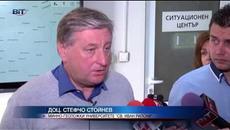 Огромно свлачище блокира пътя Смолян-Мадан. 11 села остават откъснати от света - Videoclip.bg