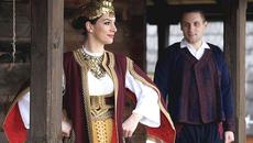 „Три години Кате, болен лежам“ - Videoclip.bg