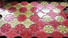 Тротоарни плочки с ръцете си Форми за тротоарни плочки Състав на решаването на бетон - Videoclip.bg