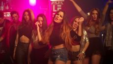 *Хайде да танцуваме Регетон* -Adriana  feat. JDM y Dr. López - Videoclip.bg