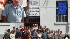 Директорът, обвинен в педофилия - Жертва съм на вендета на ромски семейства - Videoclip.bg